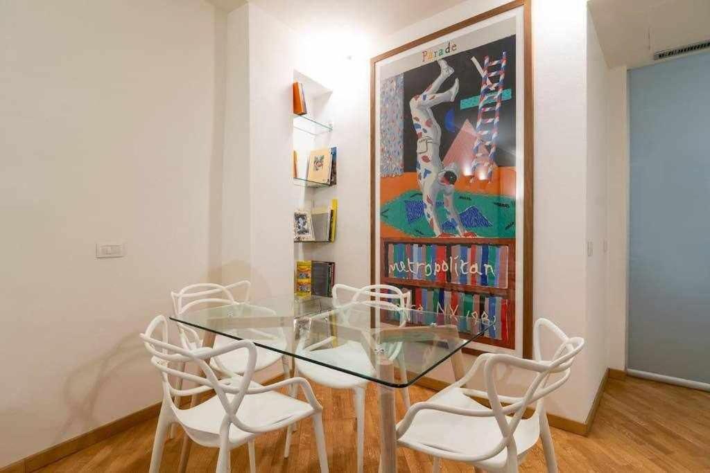 Brera Area Lovely Apt Close To Piazza Duomo Milan Luaran gambar