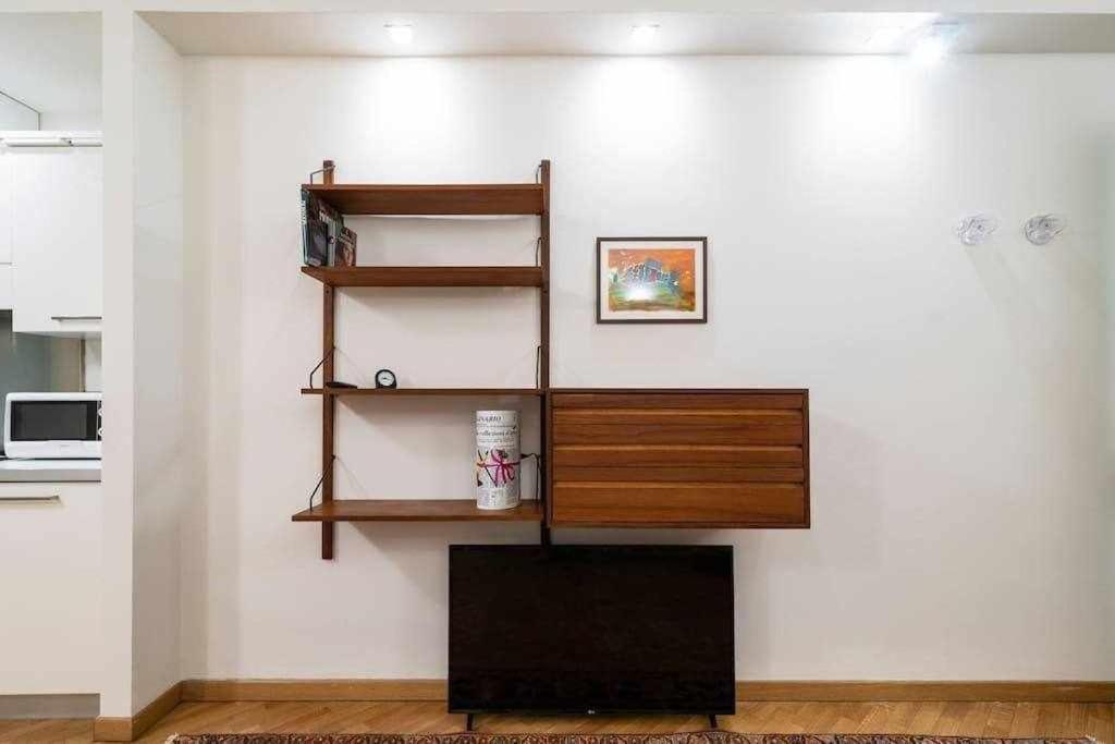 Brera Area Lovely Apt Close To Piazza Duomo Milan Luaran gambar