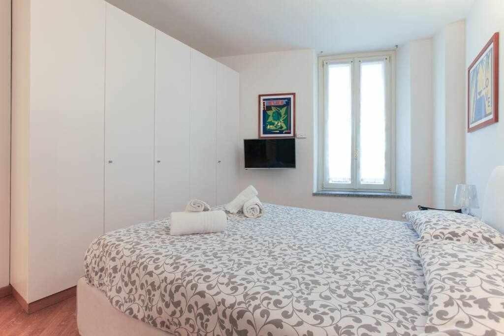 Brera Area Lovely Apt Close To Piazza Duomo Milan Luaran gambar