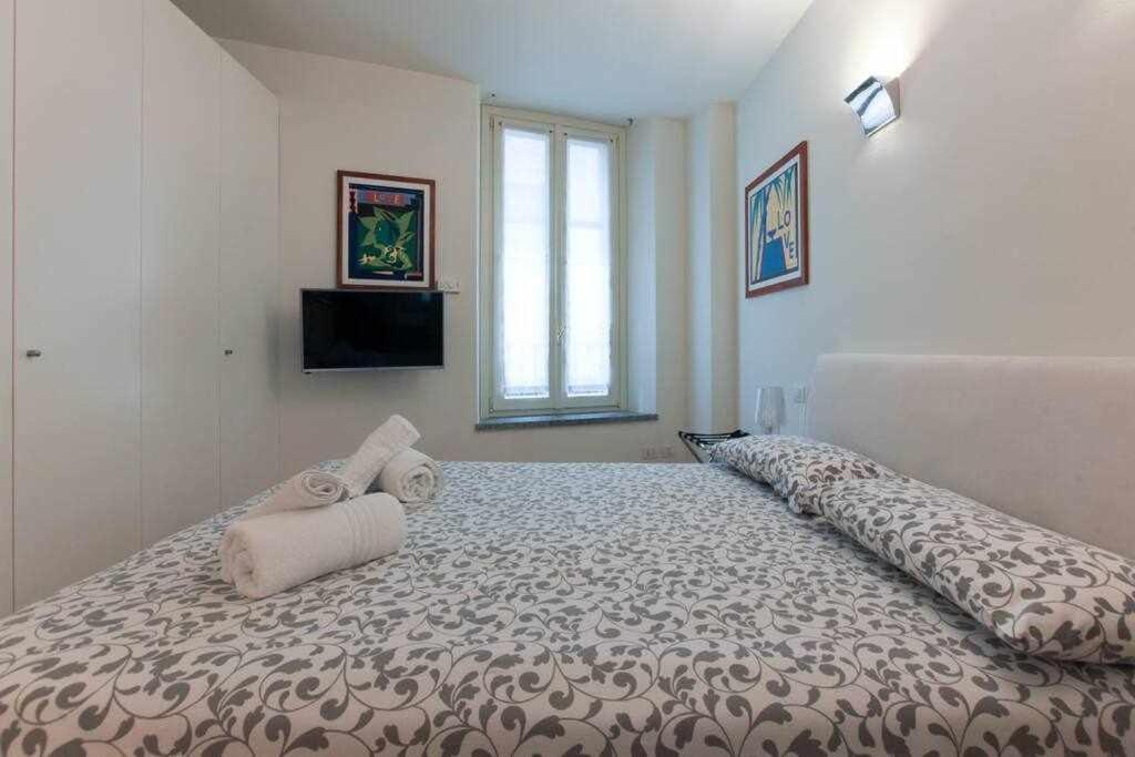 Brera Area Lovely Apt Close To Piazza Duomo Milan Luaran gambar