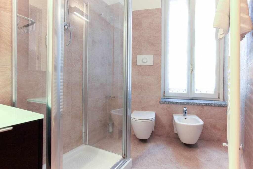 Brera Area Lovely Apt Close To Piazza Duomo Milan Luaran gambar